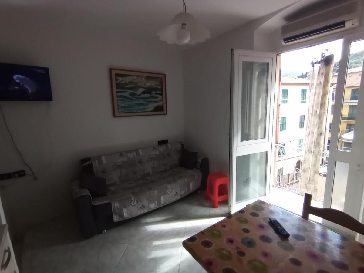 Casa Albarosa, 10 Min Walk Train Station, Free Parking. Apartment ลาสเปเซีย ภายนอก รูปภาพ